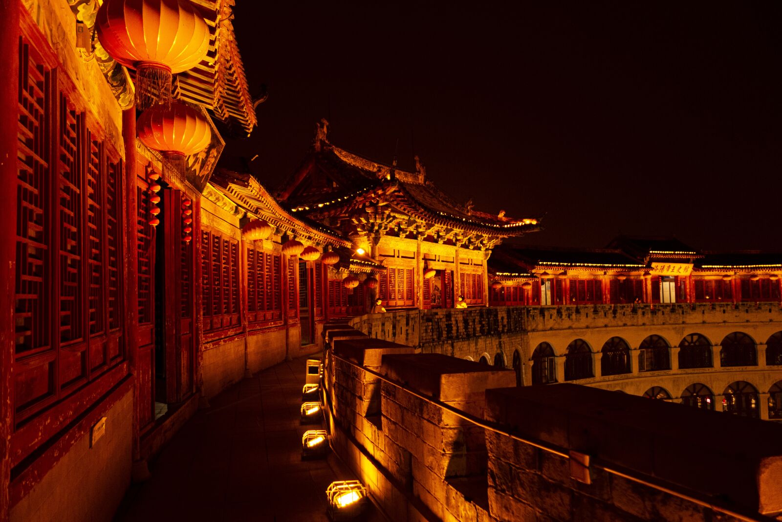 Sony Cyber-shot DSC-RX100 II sample photo. China, traditional building, night photography