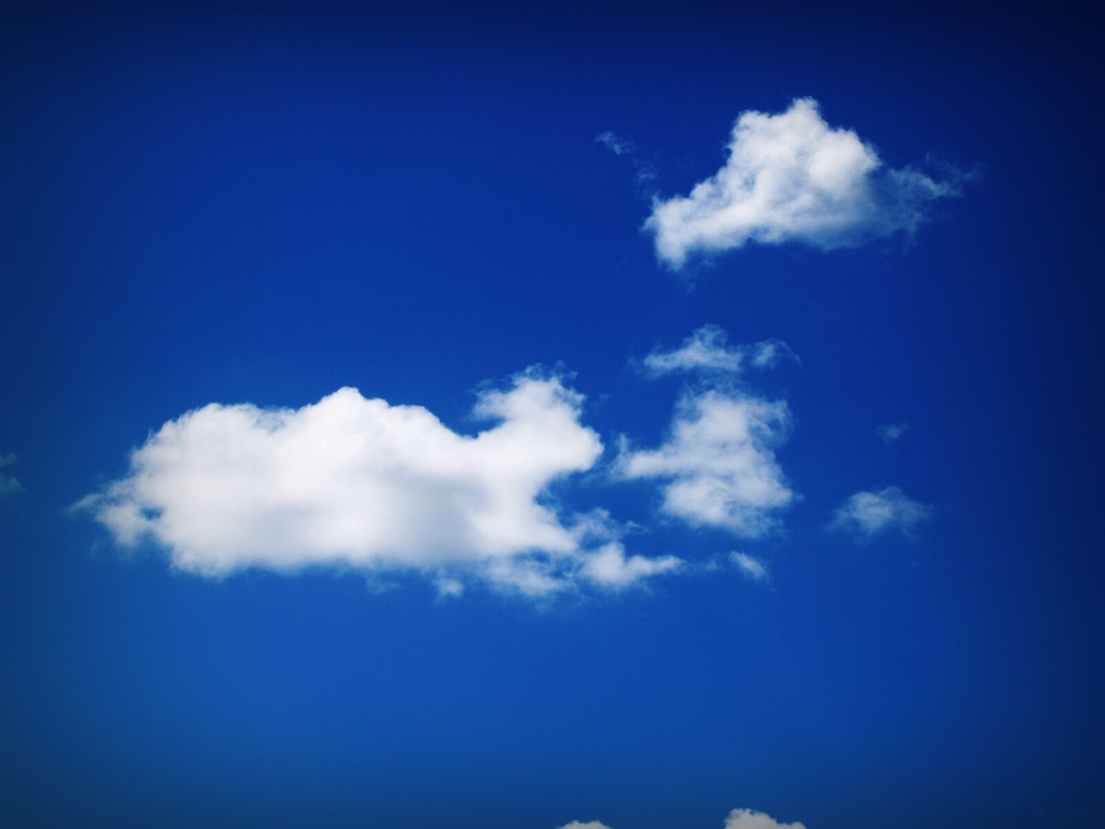 Olympus E-300 (EVOLT E-300) sample photo. Air, atmosphere, blue, blue photography