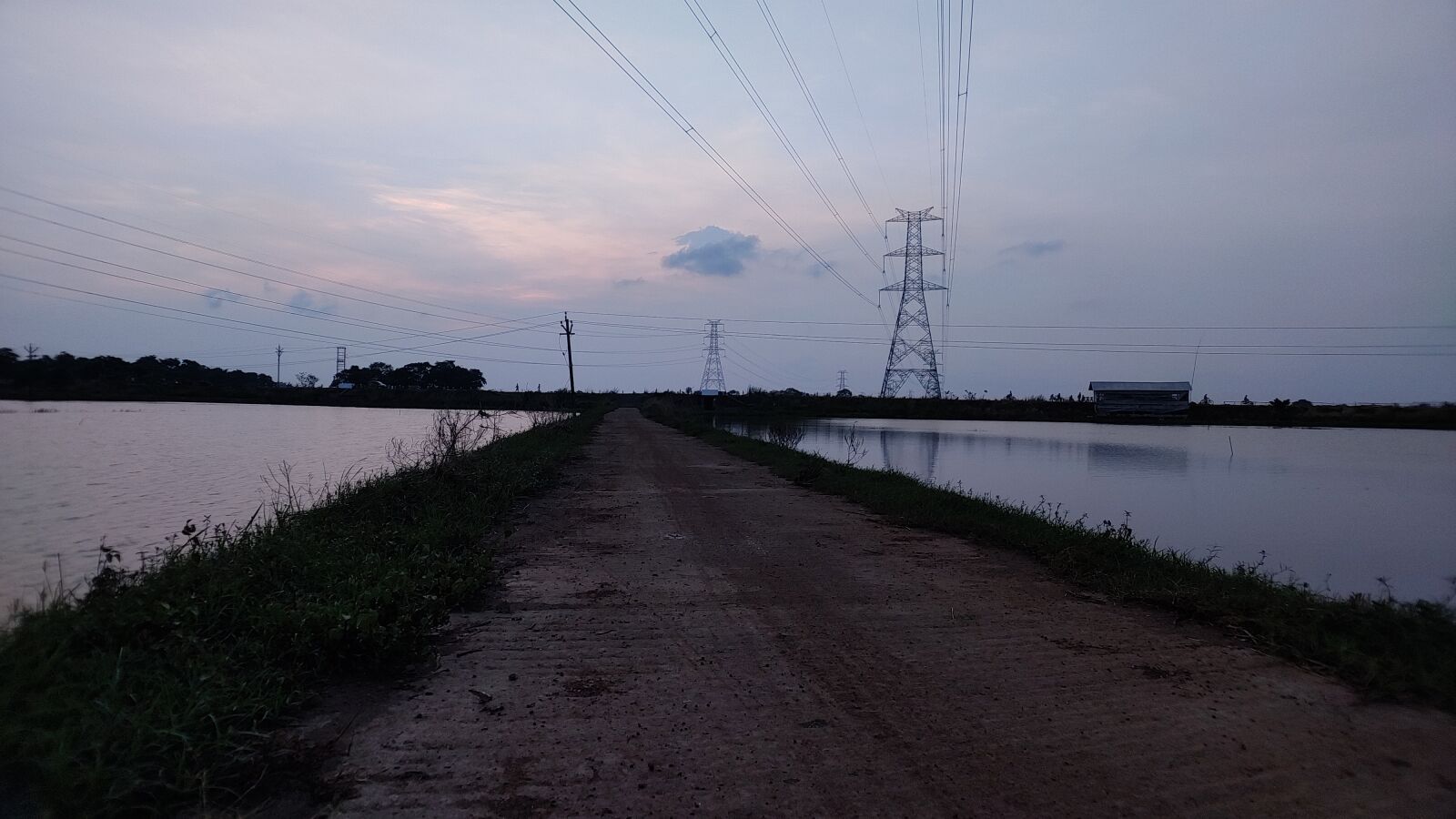 Xiaomi Redmi Note 7 Pro sample photo. Sun rise, field, village photography