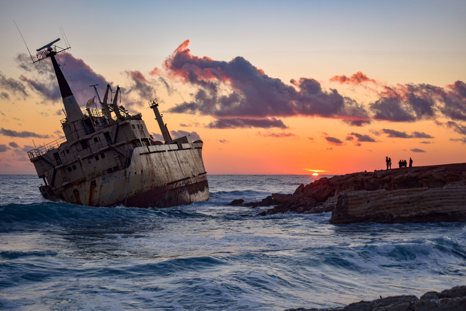 Nikon D3300 sample photo. Shipwreck, sea, clouds photography