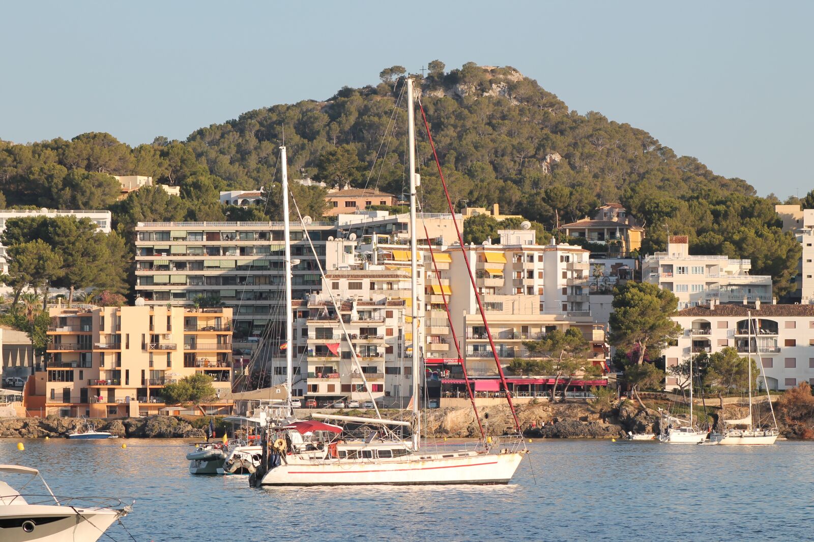 Canon EF75-300mm f/4-5.6 sample photo. Vacations, santa ponsa, mallorca photography