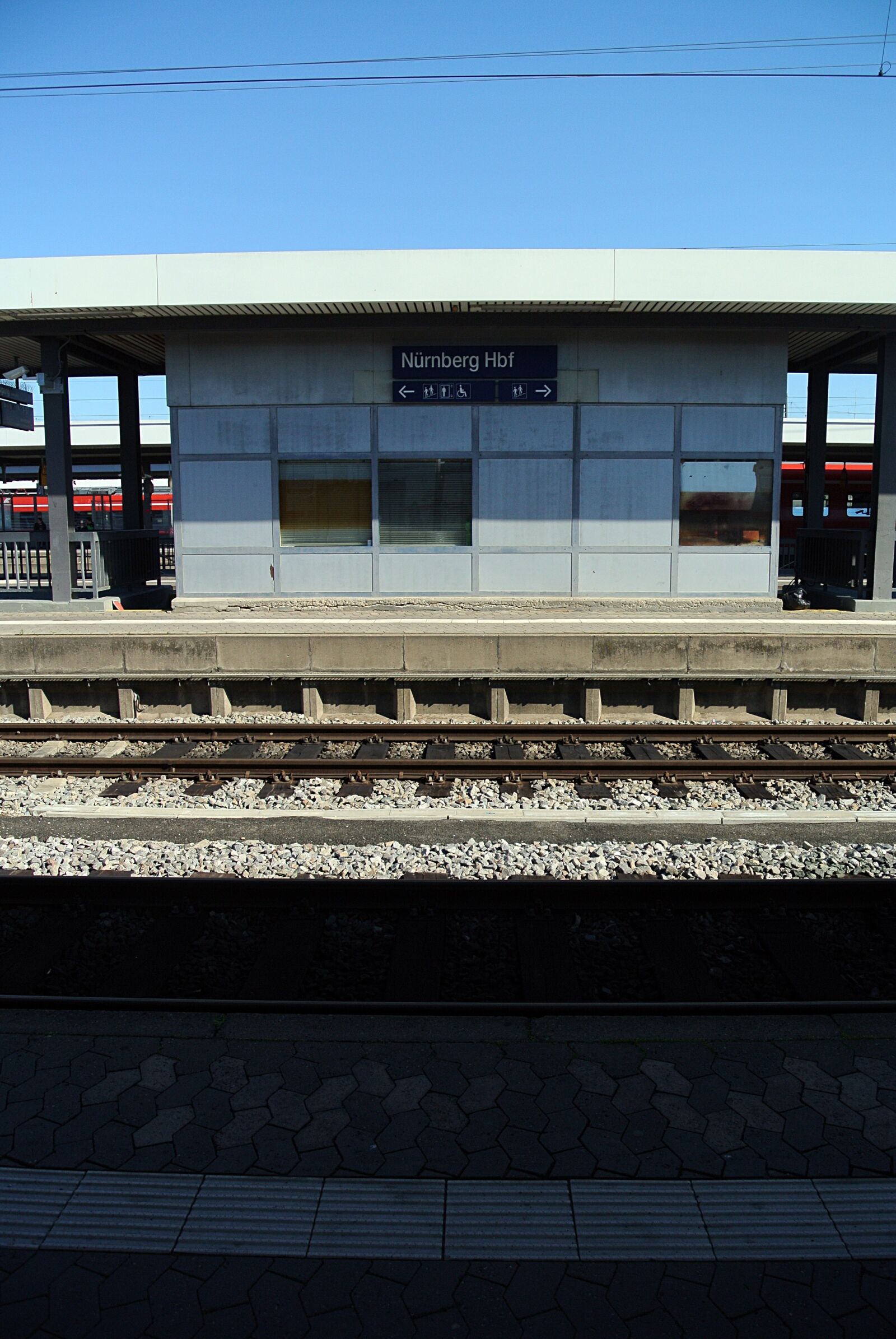 Nikon 1 J1 sample photo. Railway station, axis, rails photography