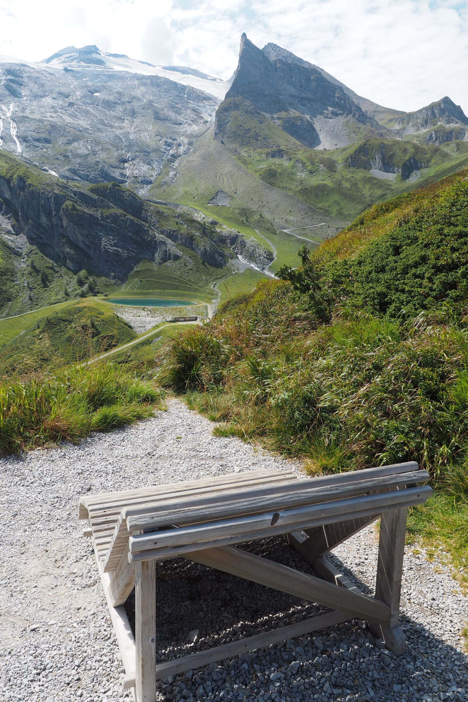 Olympus OM-D E-M1 + Olympus M.Zuiko Digital ED 12-40mm F2.8 Pro sample photo. View, rest, austria photography