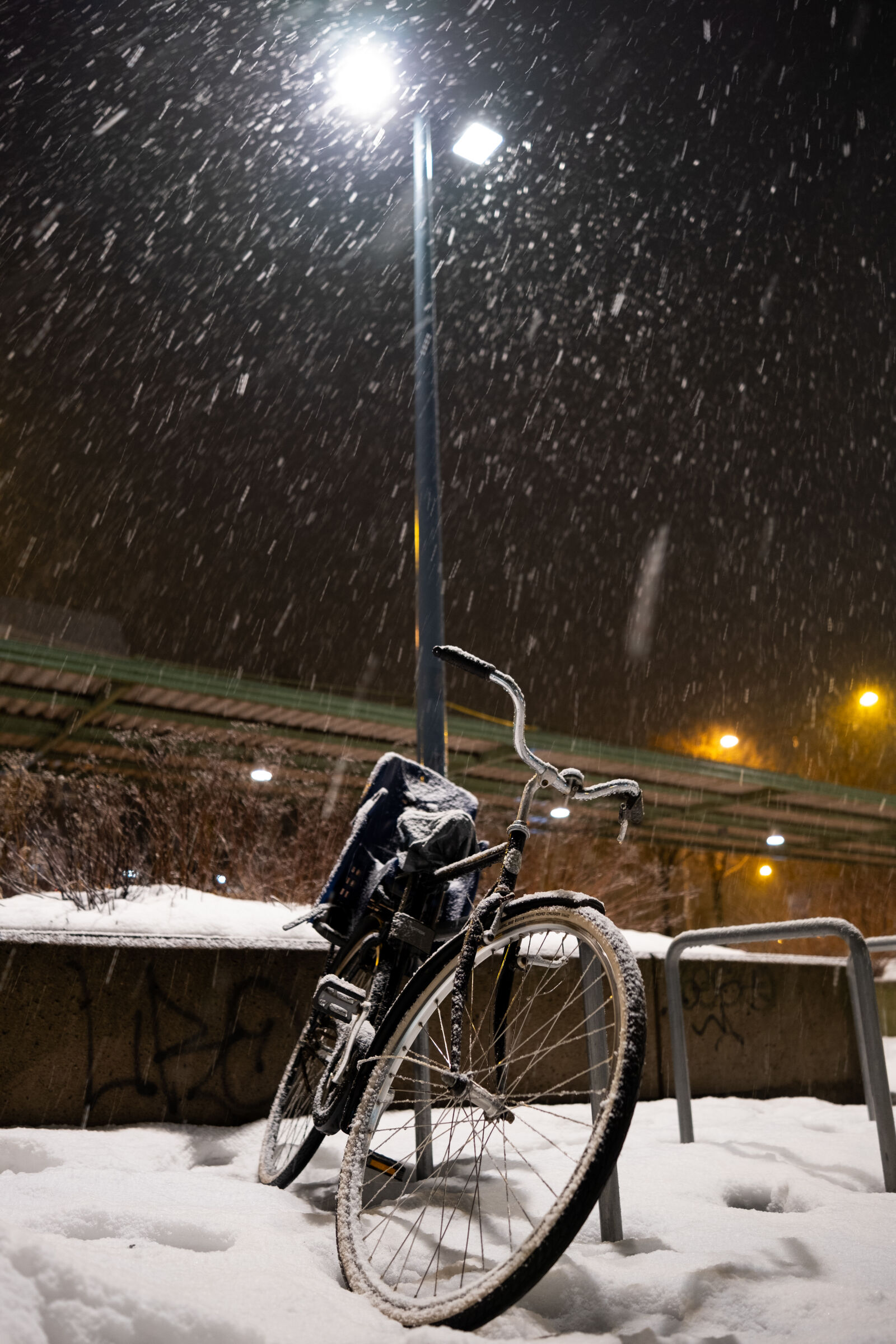 Fujifilm X-T4 sample photo. Snowfall bicycle photography