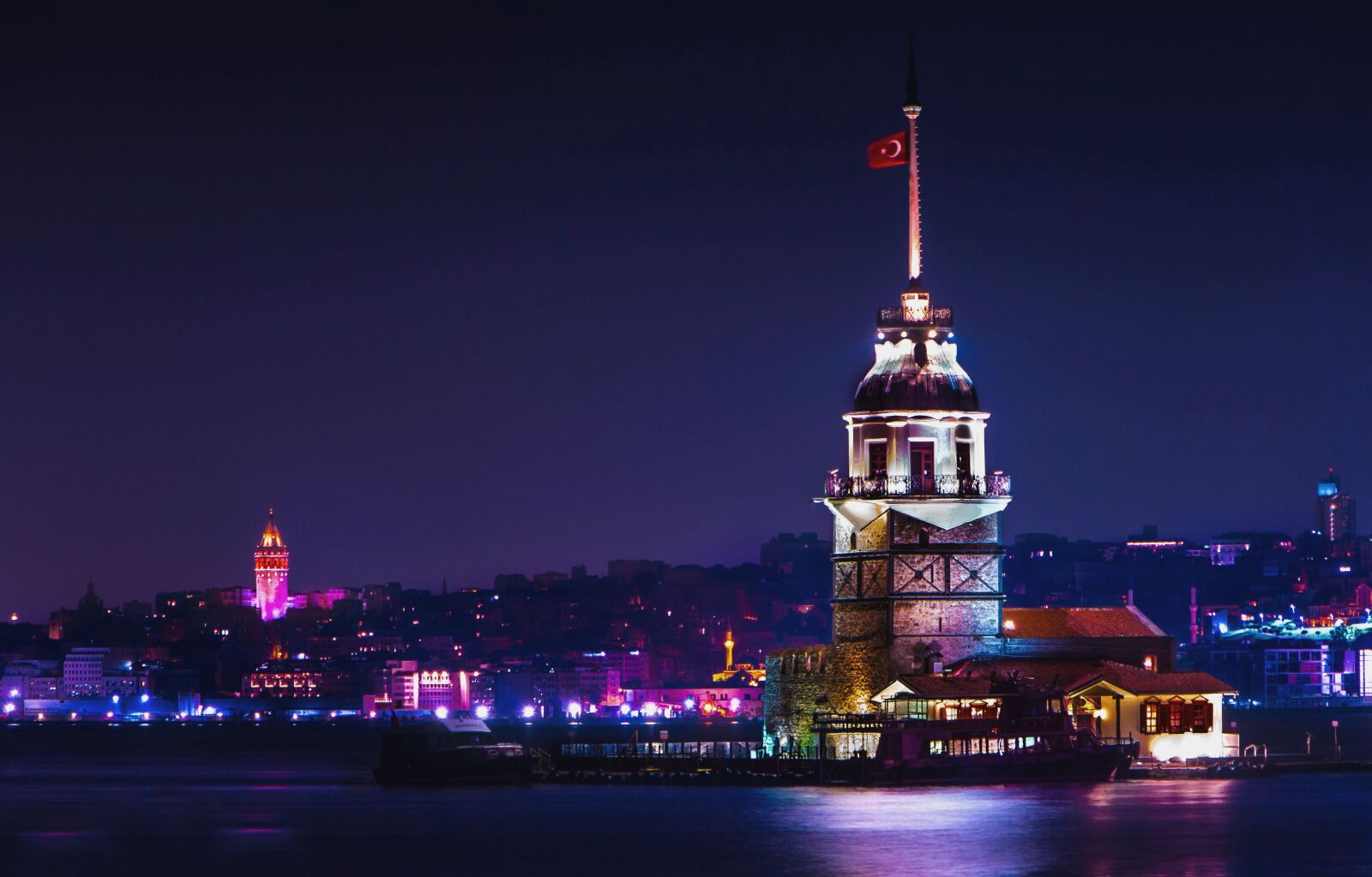Canon EOS 60D sample photo. Kizkulesi, istanbul, city photography