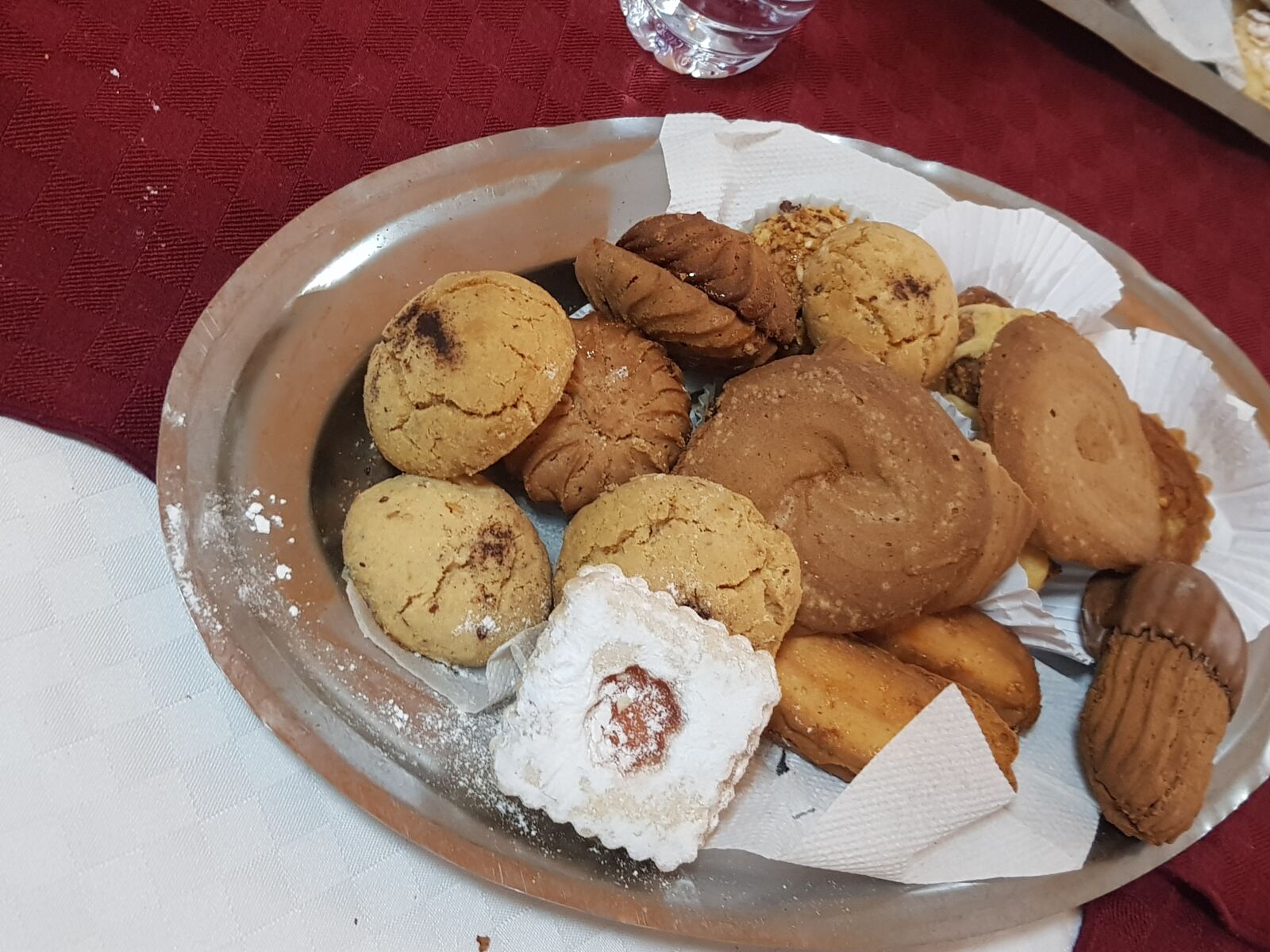 Samsung Galaxy S8+ sample photo. Cookies, cakes, petits fours photography