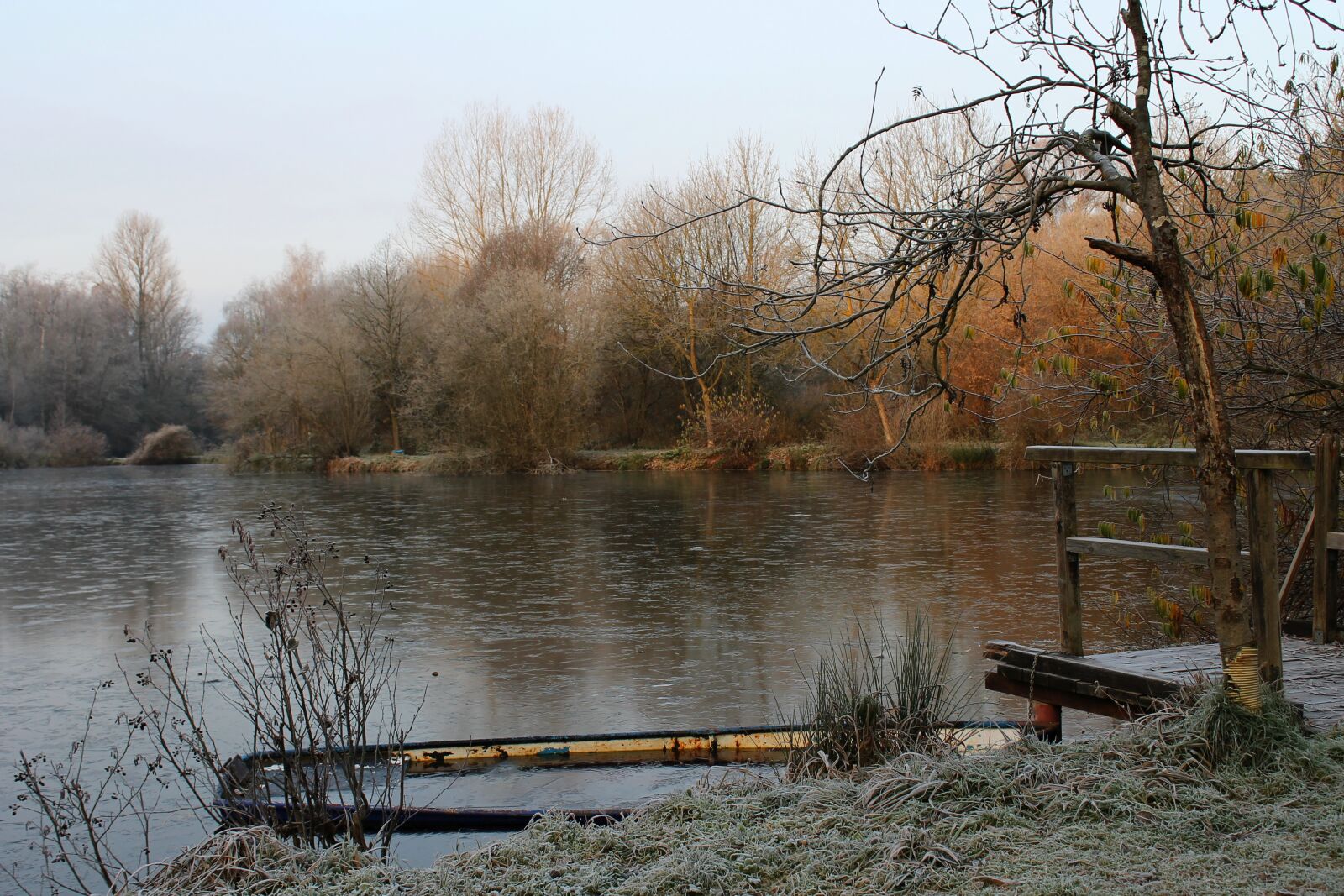 Canon EOS 1100D (EOS Rebel T3 / EOS Kiss X50) sample photo. Lake, ice, boat photography