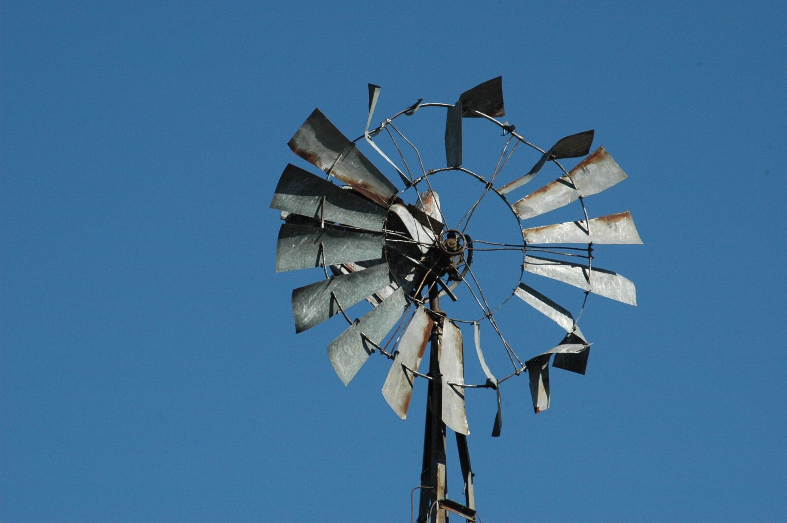 Nikon D70 sample photo. Windmill, broken, old photography