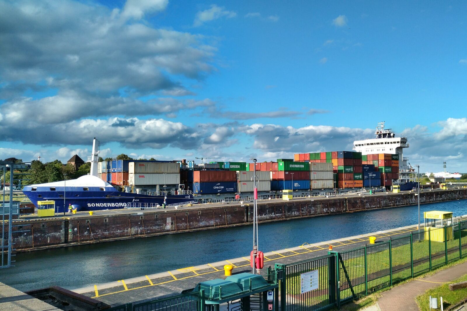nubia Z11 MINI sample photo. Kiel-wik, lock, north america photography