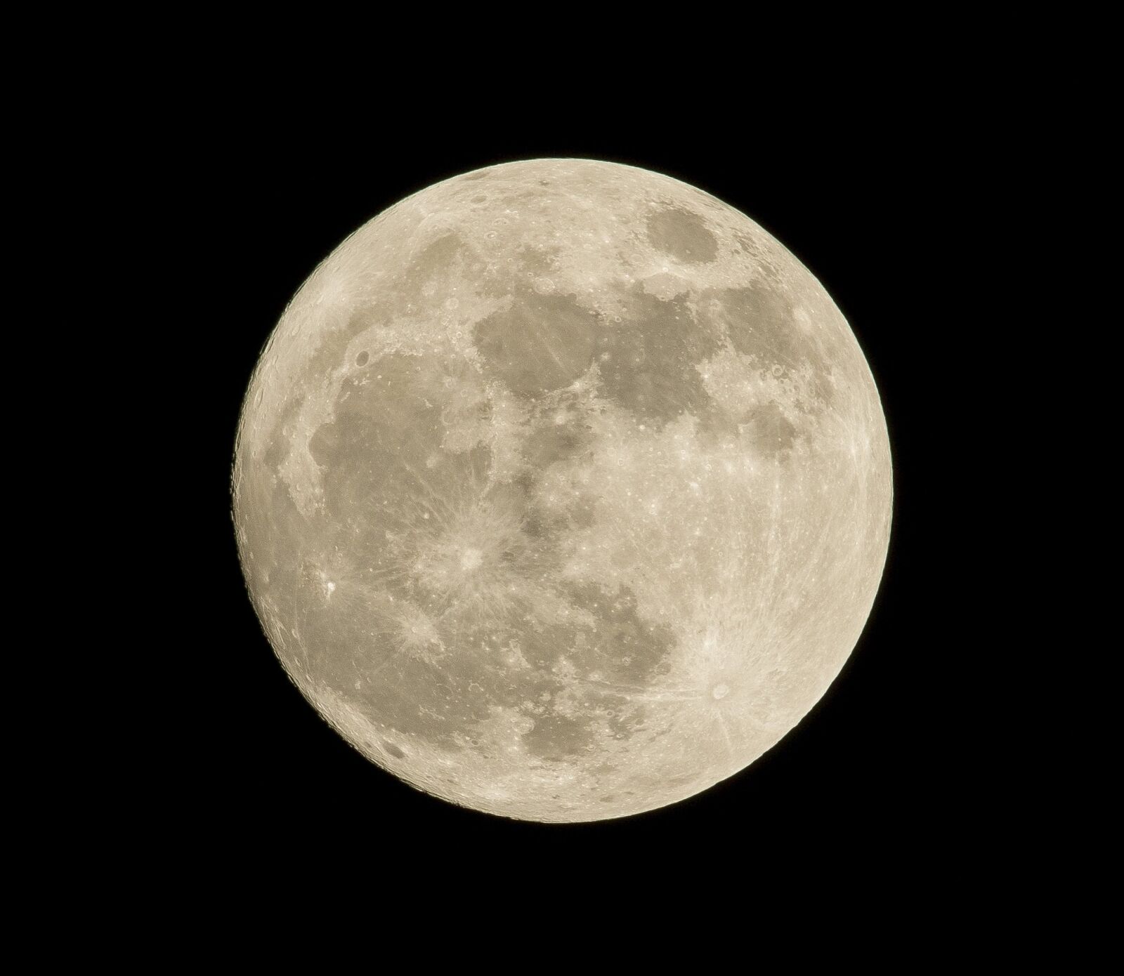 Canon EOS 7D Mark II sample photo. Astronomy, full moon, luna photography