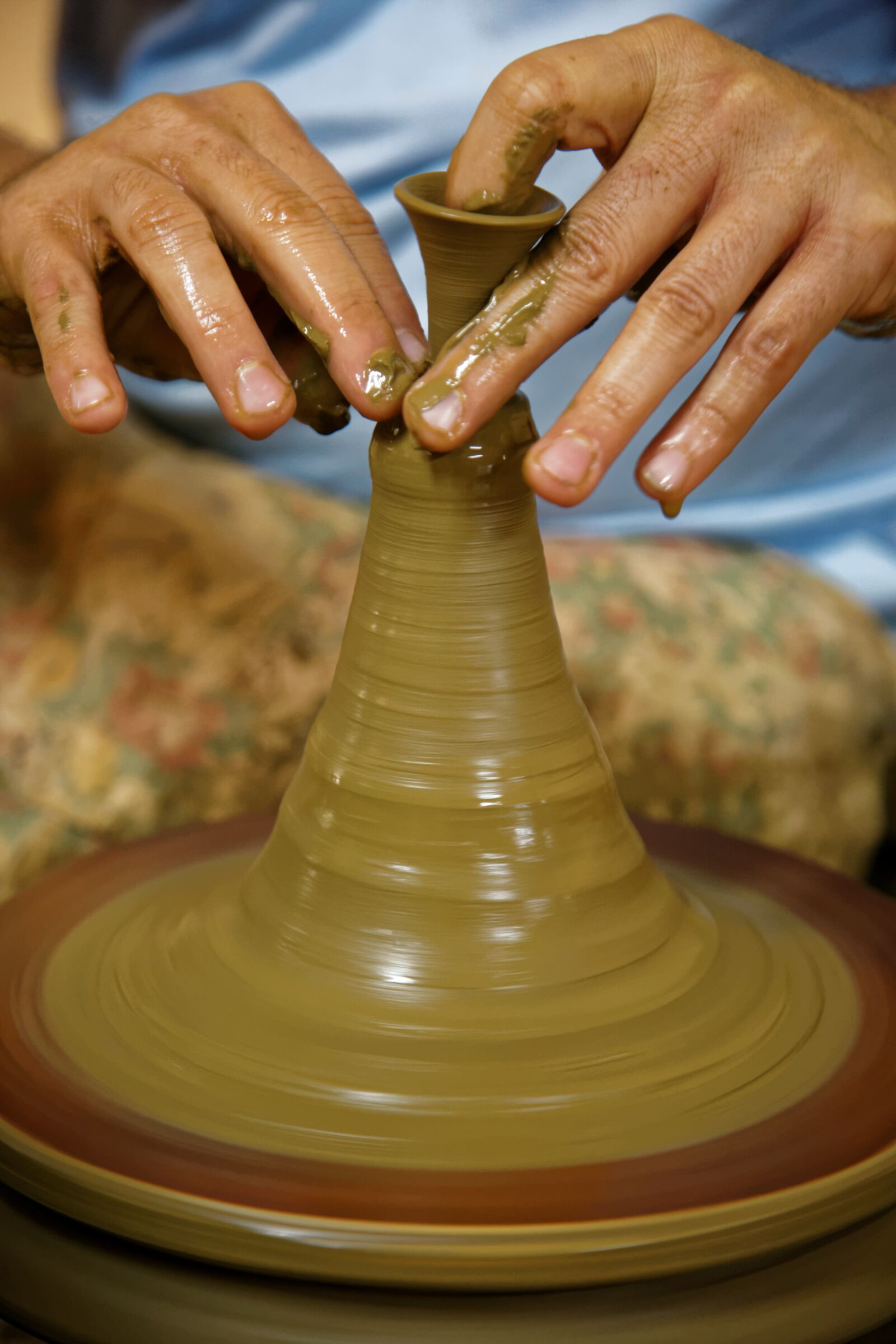 Canon EOS 5D Mark III sample photo. Potter, hands, clay photography