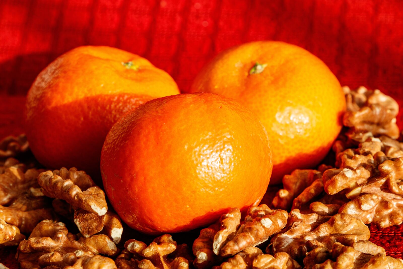 Canon EF 24-105mm F4L IS II USM sample photo. Walnuts, mandarins, fruit photography