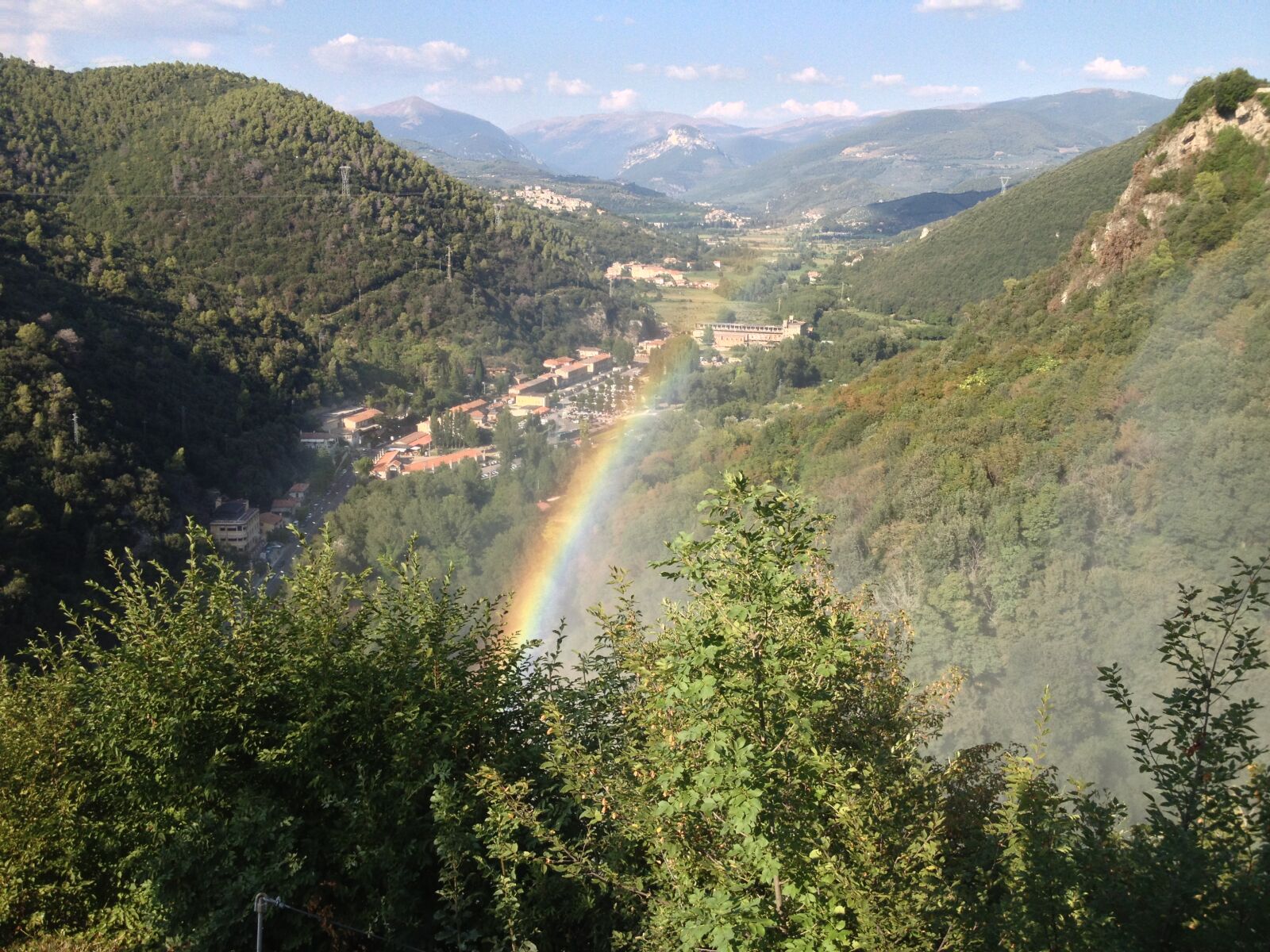 Apple iPhone 4S sample photo. Beautiful, rainbow, sun, water photography