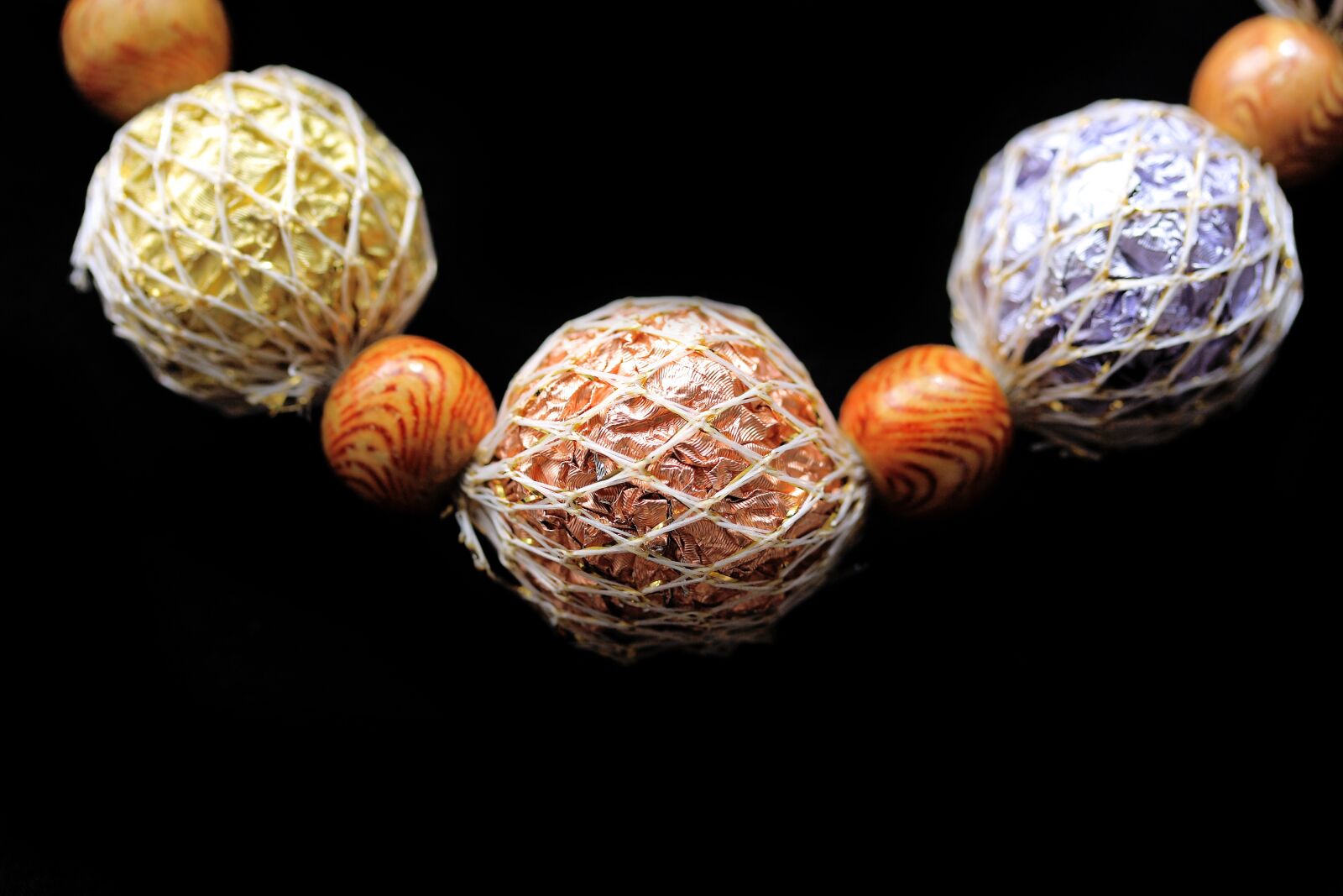 Canon EOS 40D sample photo. Jewelry, round, necklace photography