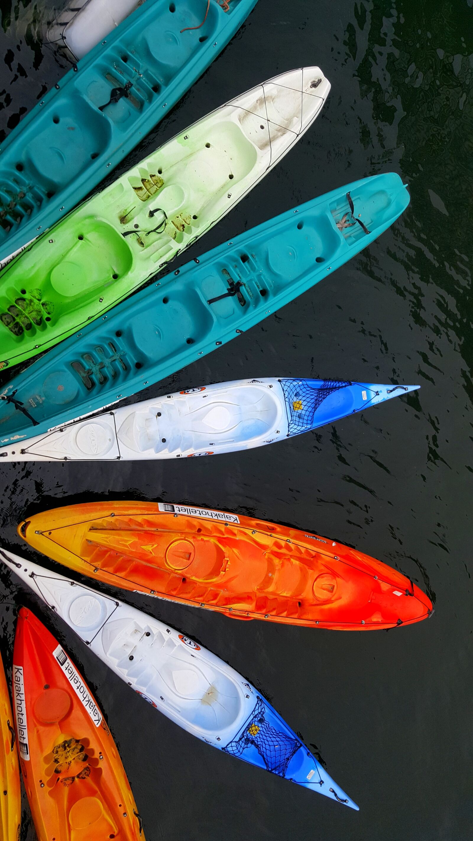 Samsung Galaxy S6 sample photo. Kayaks, boating, outdoor life photography
