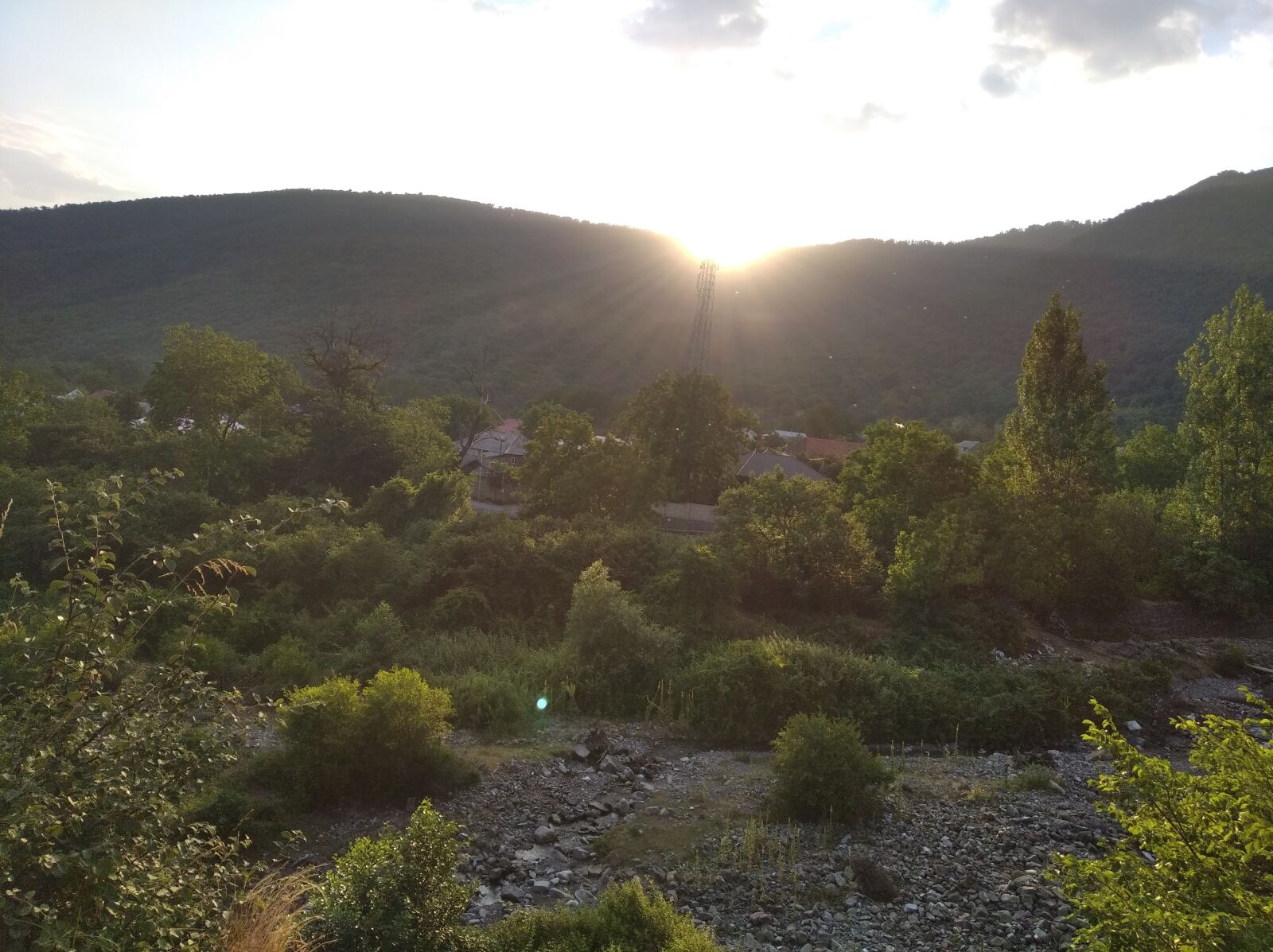 Xiaomi Redmi 7A sample photo. Sunsets, hills, sun photography