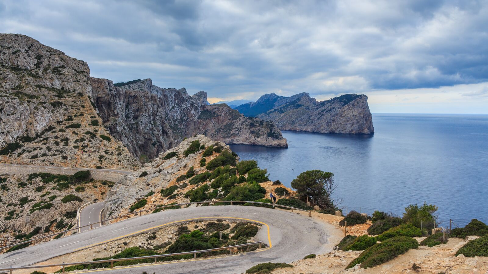Canon EOS 650D (EOS Rebel T4i / EOS Kiss X6i) sample photo. Mallorca, winter, cap de photography
