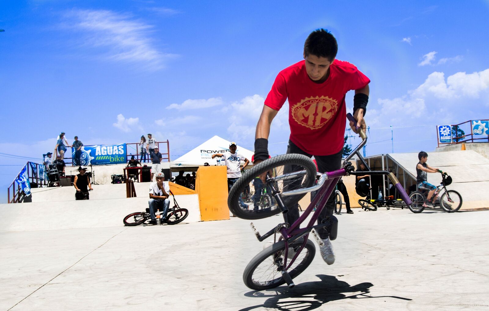 Sony SLT-A37 sample photo. Bmx, bicycle, sport photography