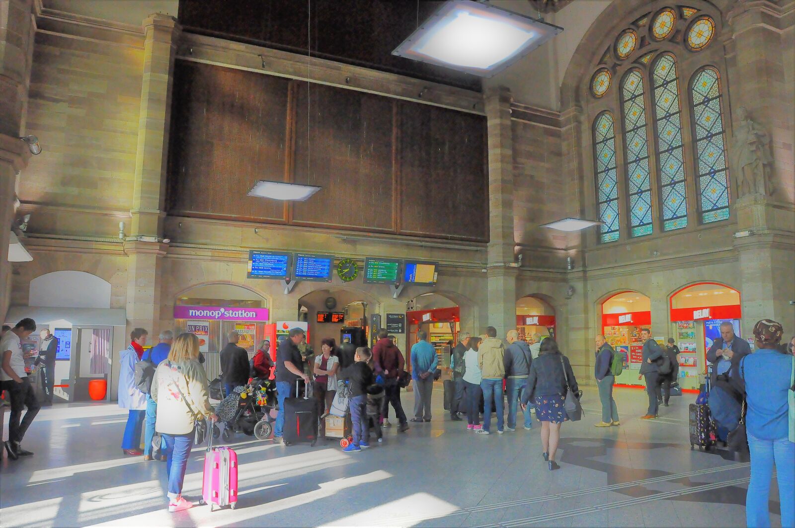 Nikon D90 sample photo. Strasbourg, station, train photography