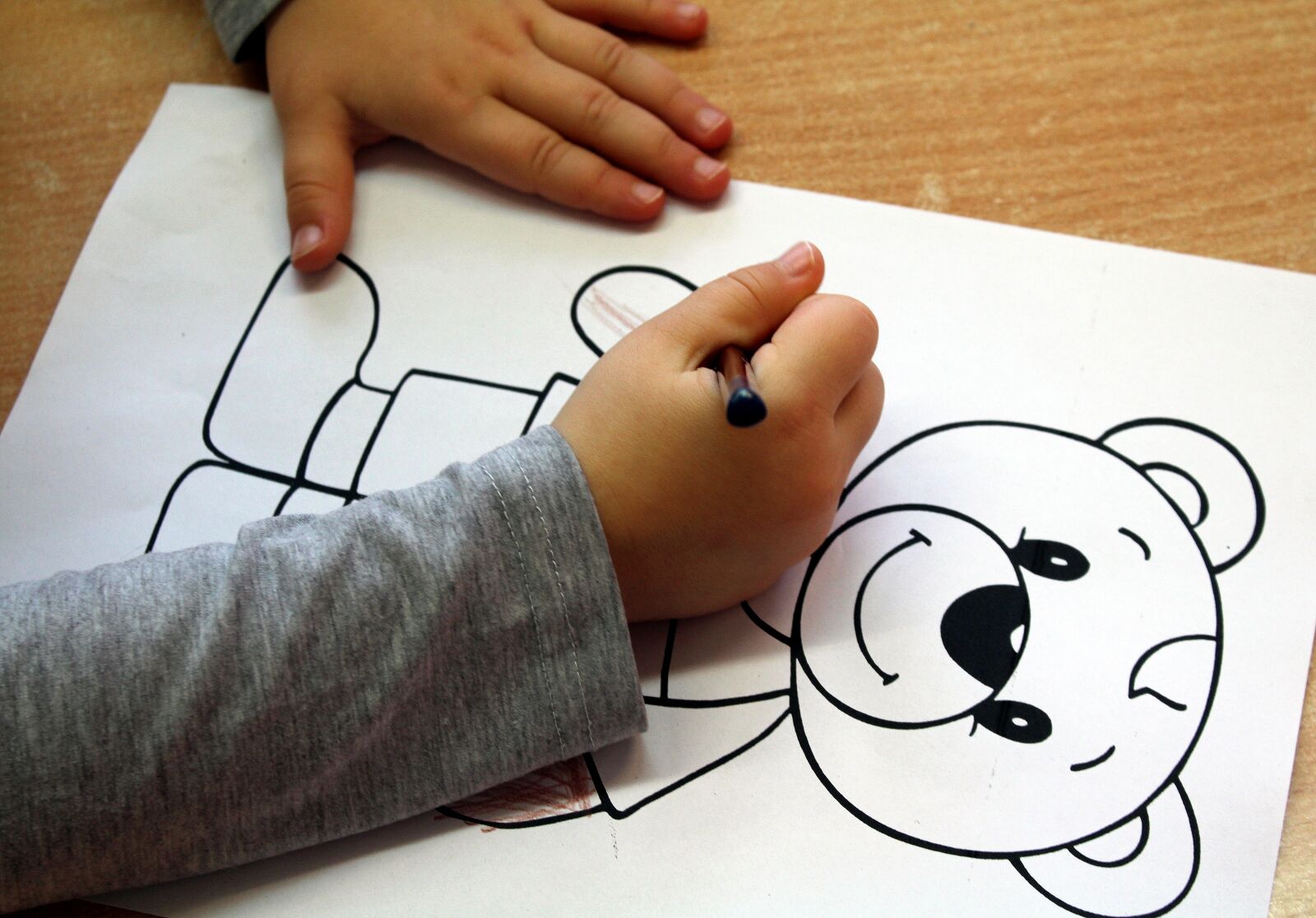 Canon EOS 1200D (EOS Rebel T5 / EOS Kiss X70 / EOS Hi) sample photo. Child, figure, drawing photography