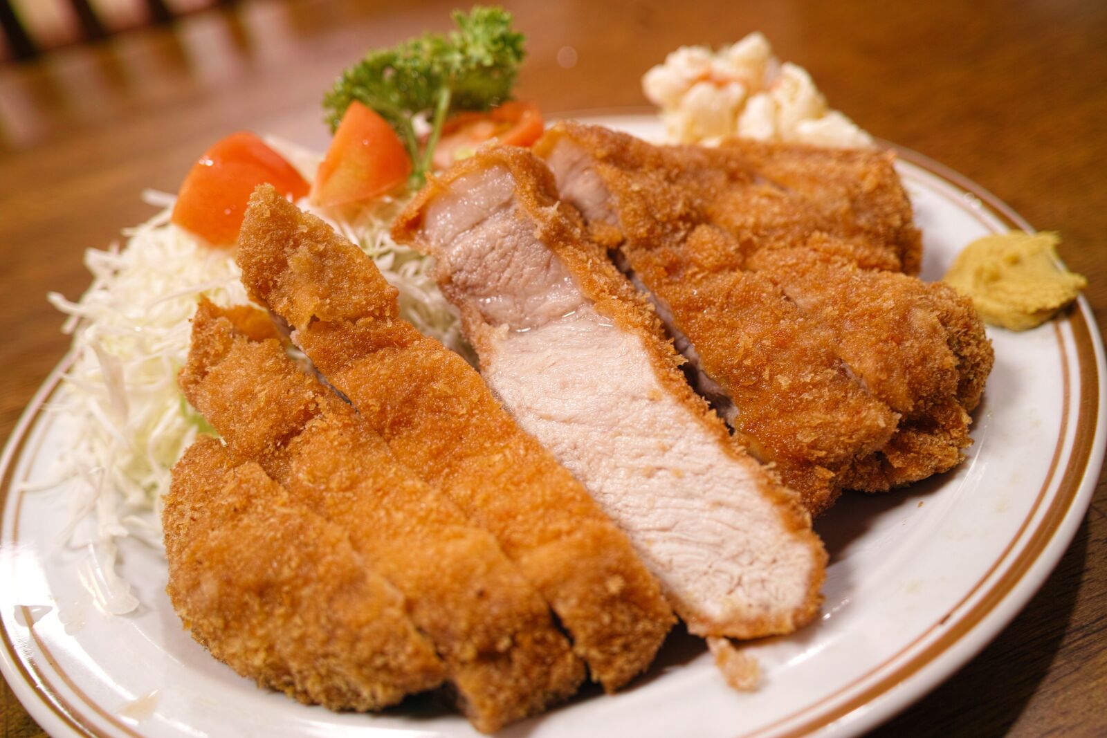Sigma DP1 Merrill sample photo. Restaurant, cuisine, japanese food photography