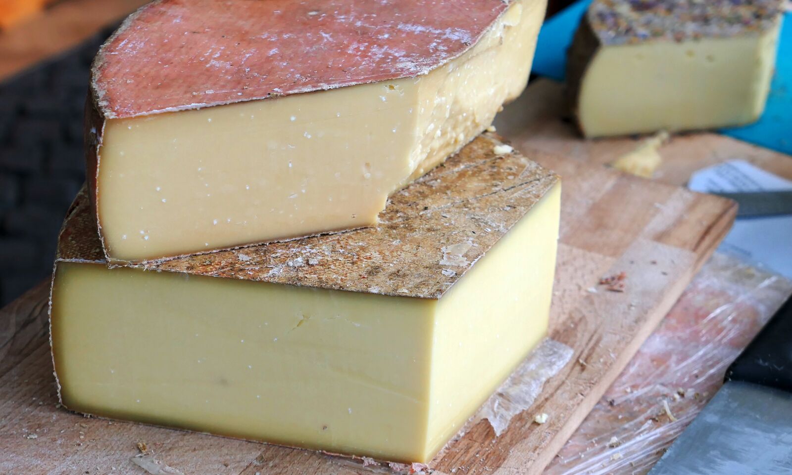 Panasonic Lumix DMC-LX10 (Lumix DMC-LX15) sample photo. Cheese, milk product, food photography