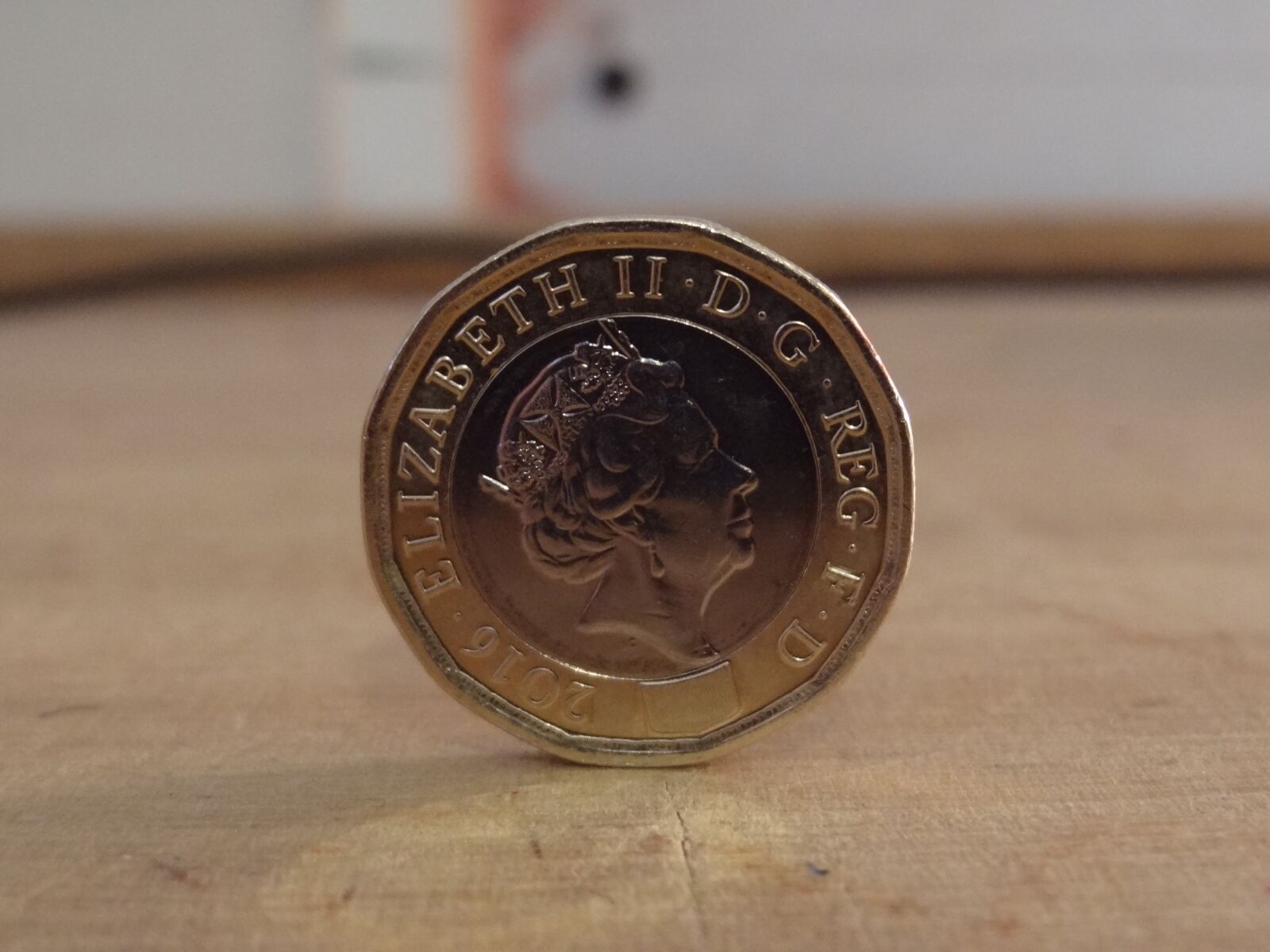 Sony Cyber-shot DSC-HX9V sample photo. Pound, coin, new pound photography