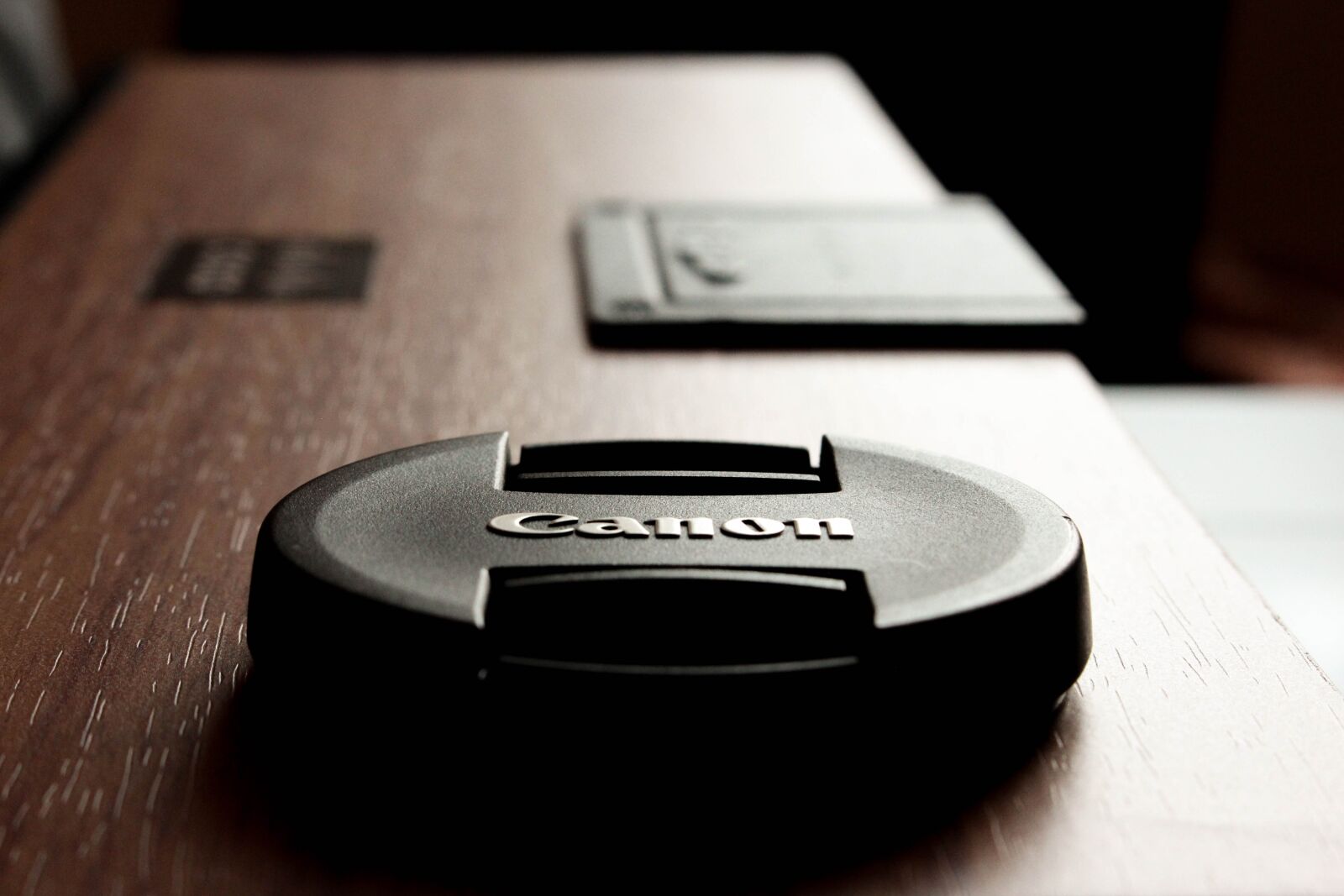 Canon EOS 700D (EOS Rebel T5i / EOS Kiss X7i) sample photo. Canon, lens, cap photography