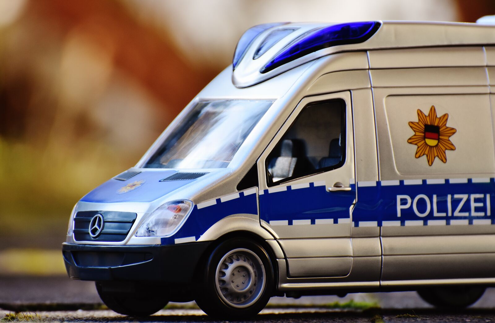 Nikon D7200 sample photo. Police car, team bus photography