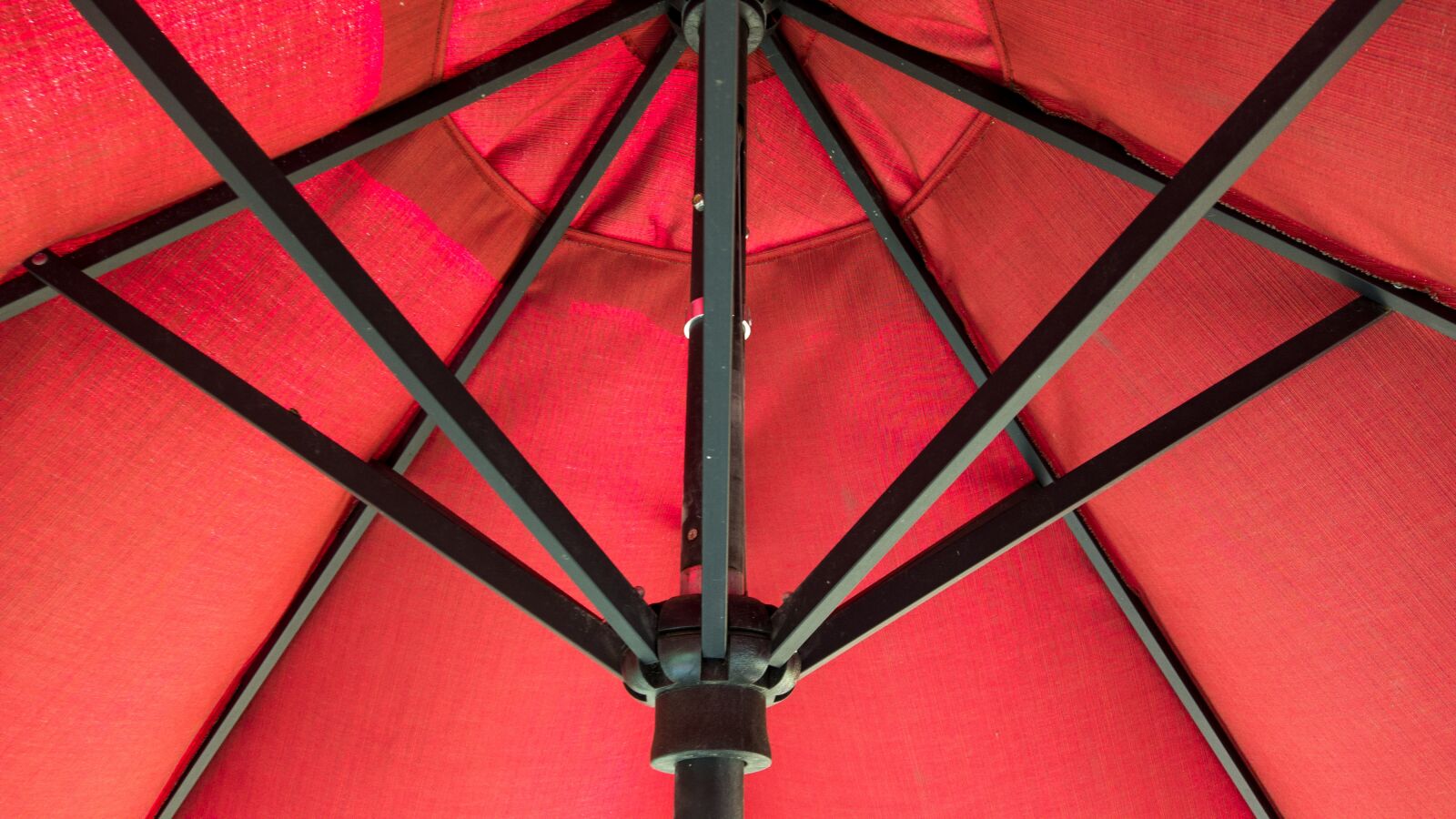 DJI Osmo Pocket sample photo. Red, umbrella, patio photography