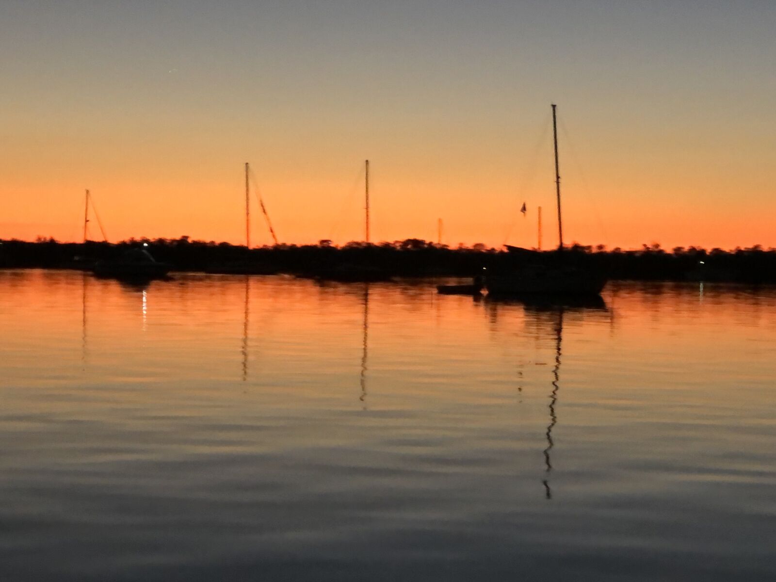 iPhone X back dual camera 6mm f/2.4 sample photo. Sunset, bay, sky photography