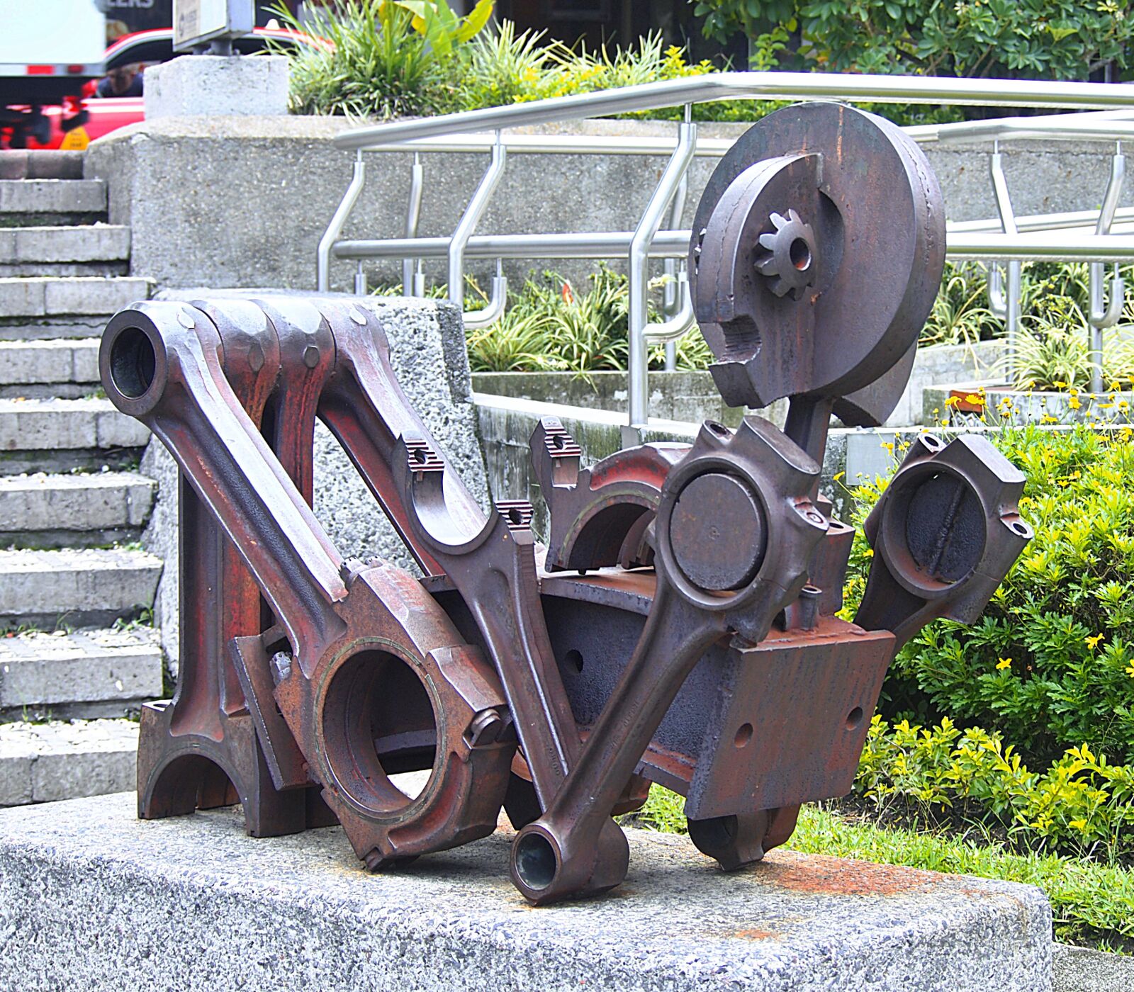 Olympus PEN E-PL1 sample photo. Art, sculpture, metal photography