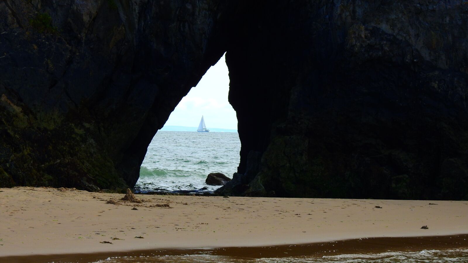 Nikon Coolpix P900 sample photo. Rock, sea, landscape photography