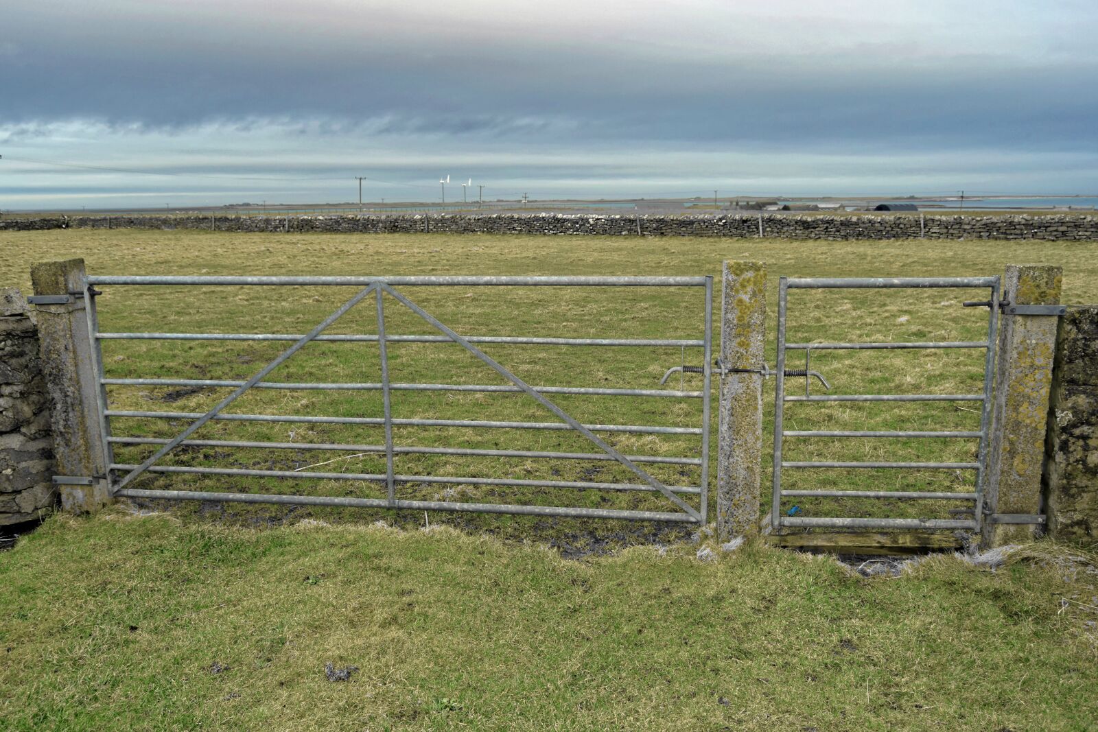 Nikon D3300 sample photo. Farm, gate, metal gate photography