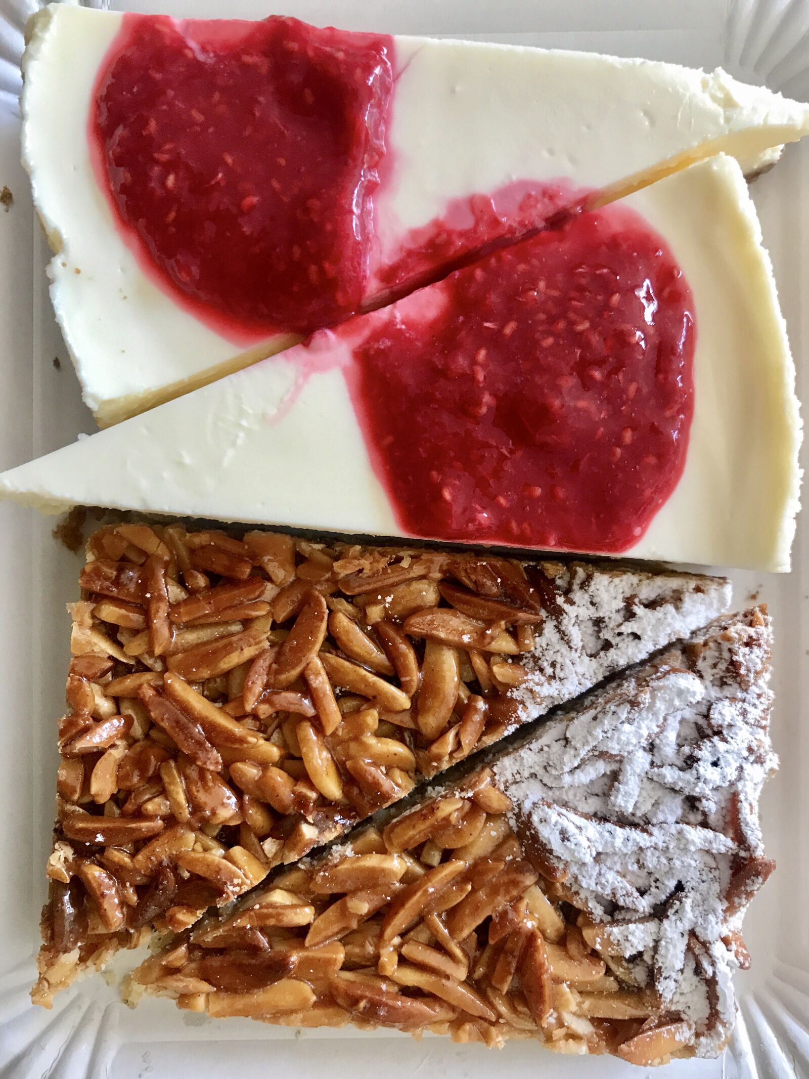 iPhone 7 back camera 3.99mm f/1.8 sample photo. Cake, cheesecake, walnut corners photography