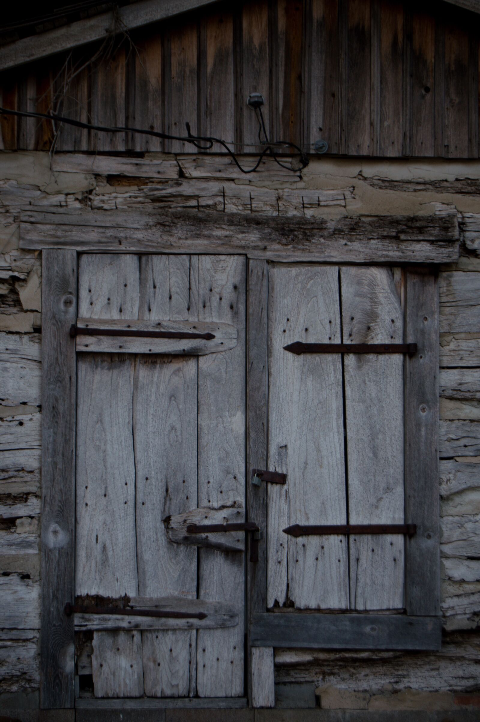 Nikon D3200 sample photo. Doors, old, rustic photography