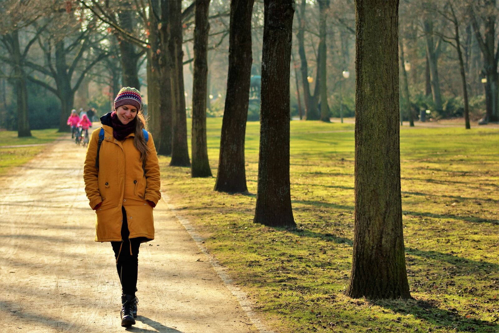 Canon EF 75-300mm f/4-5.6 sample photo. Park, leisure, walk photography