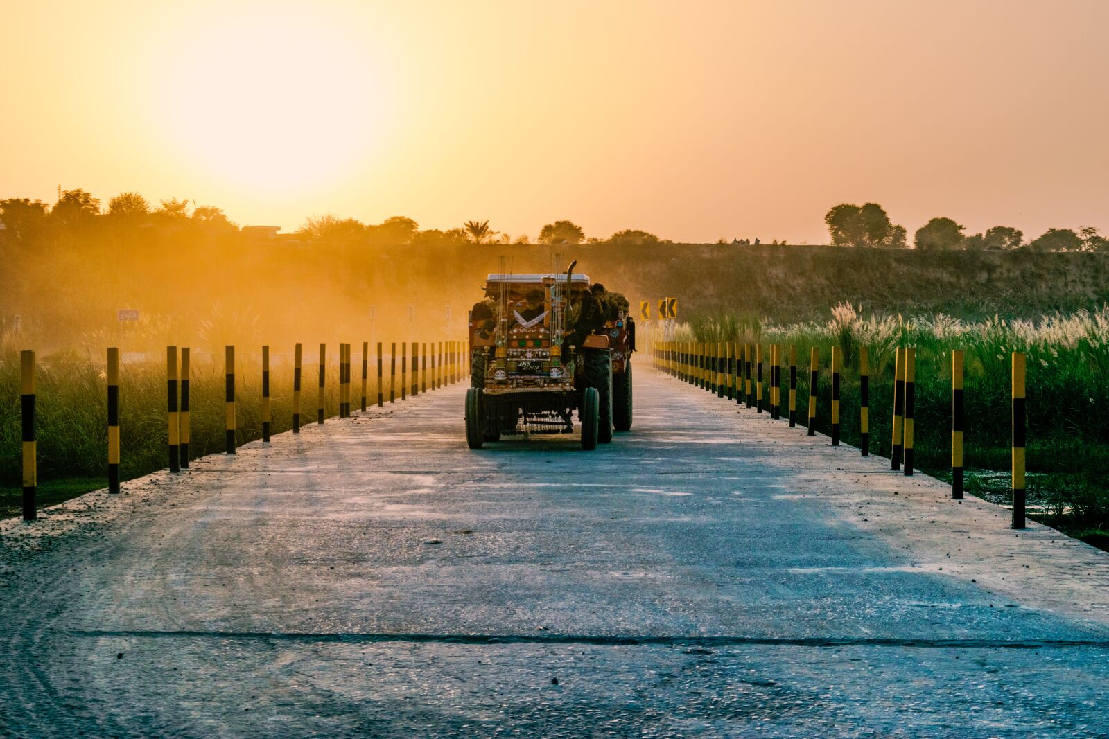 Nikon D5300 sample photo. Tractor, vehicle, landscape photography