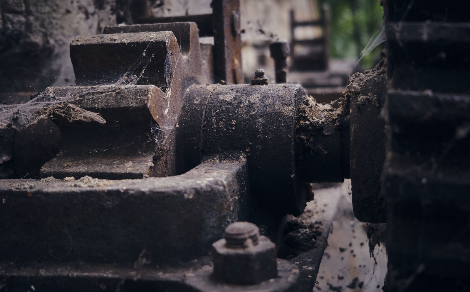 Fujifilm XF 18-55mm F2.8-4 R LM OIS sample photo. Lock, gear, mill photography