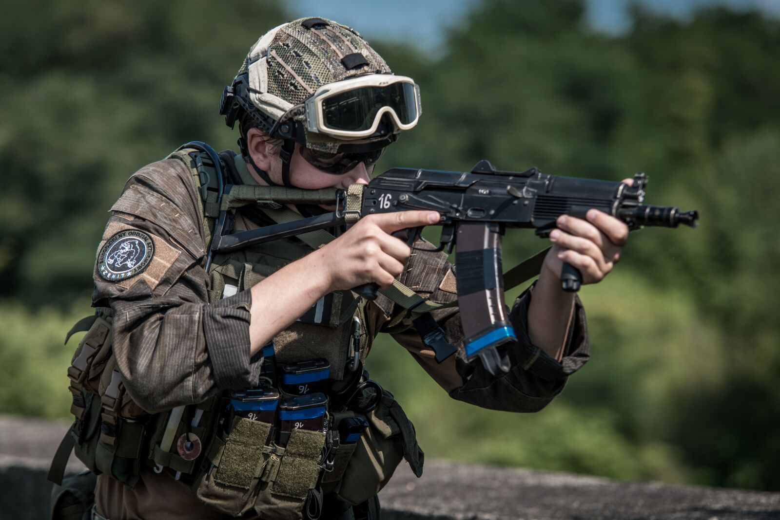 Nikon D800 sample photo. Soldier, the war, the photography