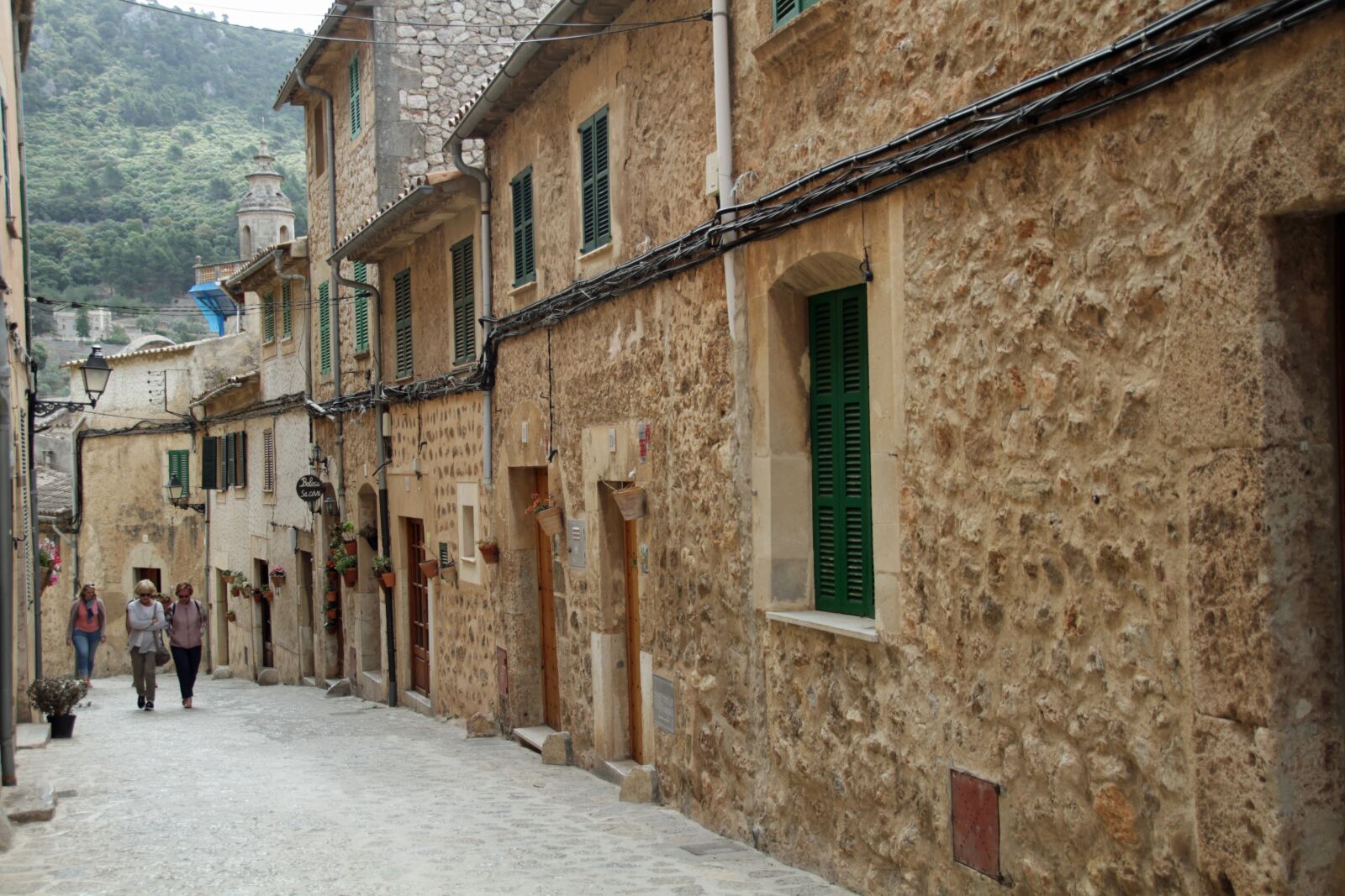 Canon EOS 7D sample photo. Mallorca, town, architecture photography