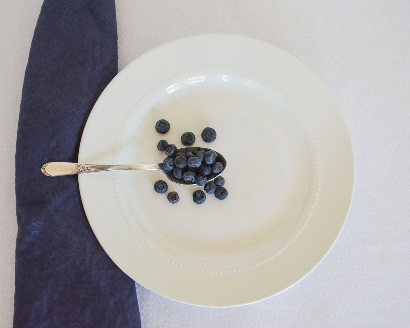 Nikon D5100 sample photo. Food, blueberries, fruit photography