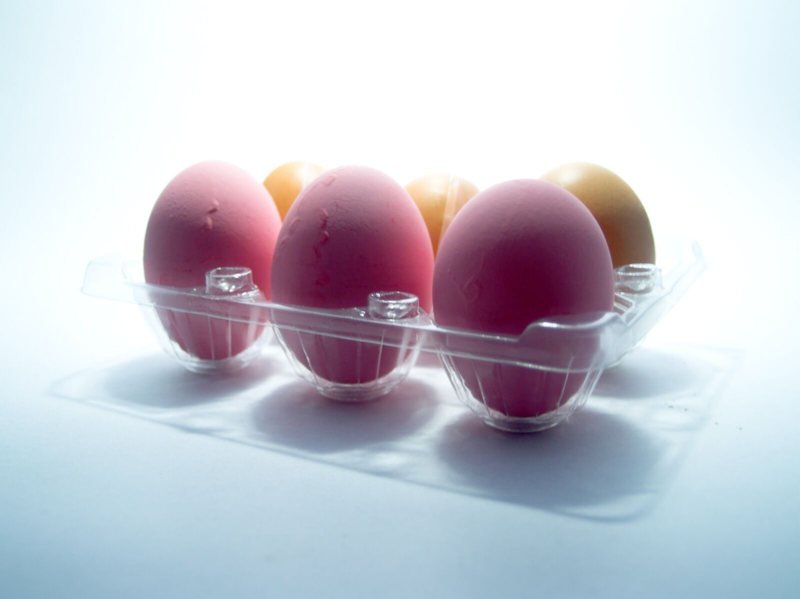 Olympus E-300 (EVOLT E-300) sample photo. Egg, pink, market photography