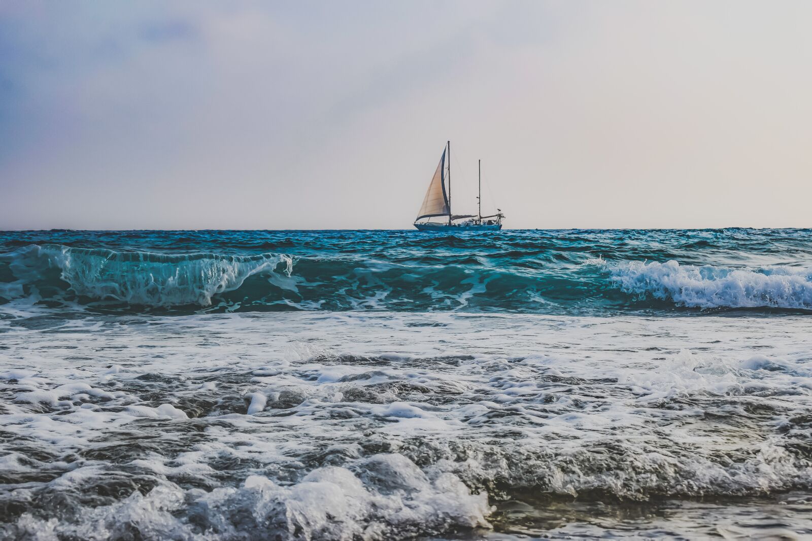 Nikon D3300 sample photo. Waves, boat, water photography