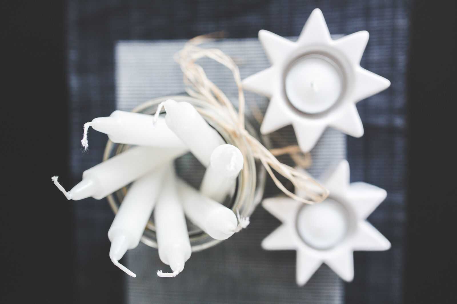 Canon EOS 6D + Sigma 35mm F1.4 DG HSM Art sample photo. Top, view, of, white photography