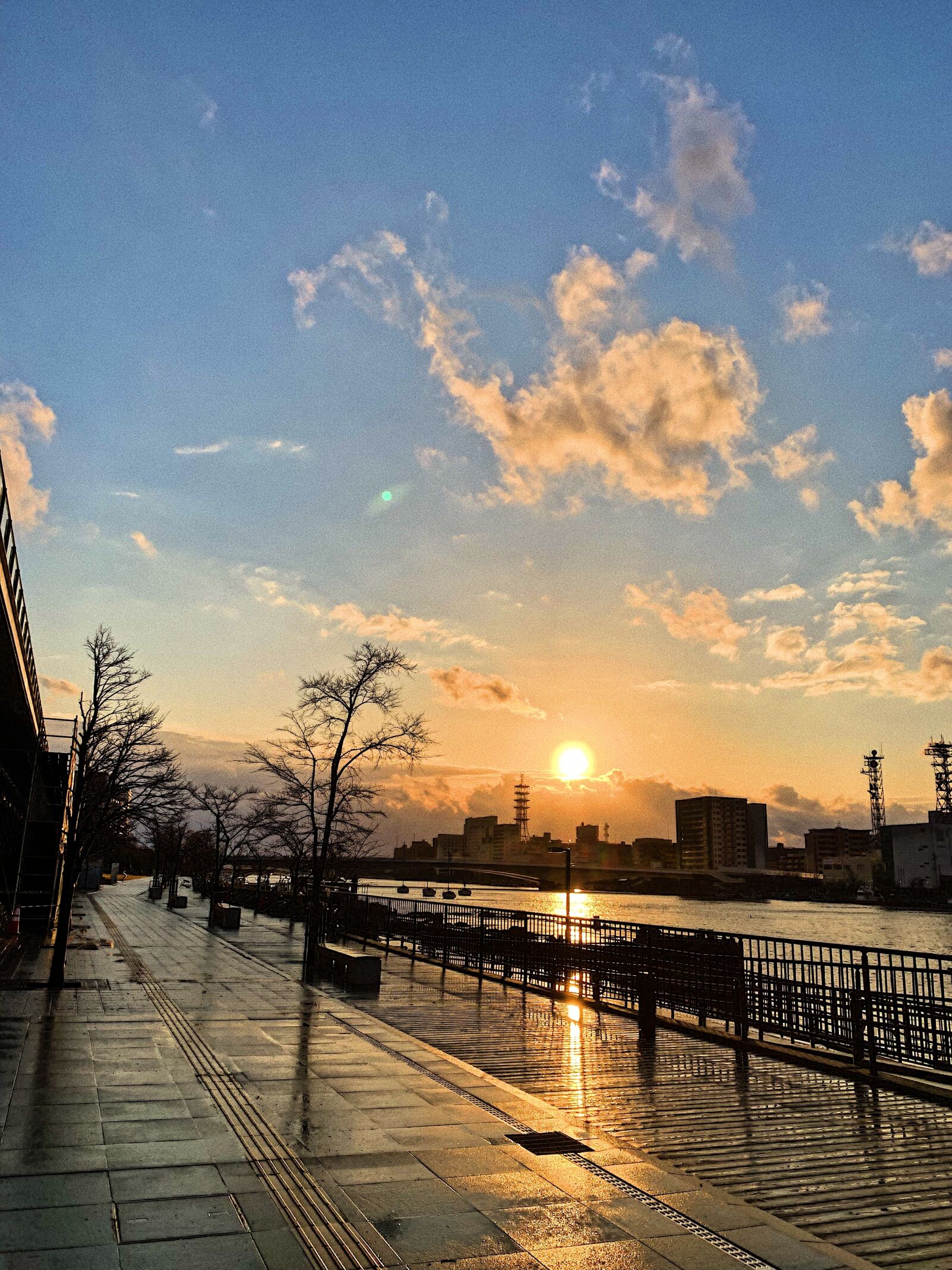 Apple iPhone XS sample photo. Sunset, river, port photography