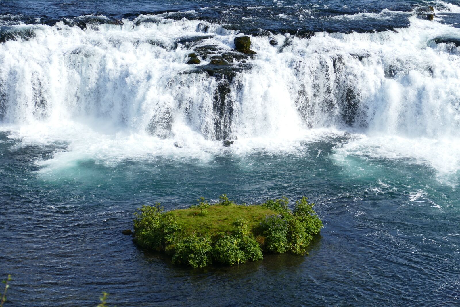 Panasonic Lumix DMC-FZ1000 sample photo. Iceland, waterfall, landscape photography