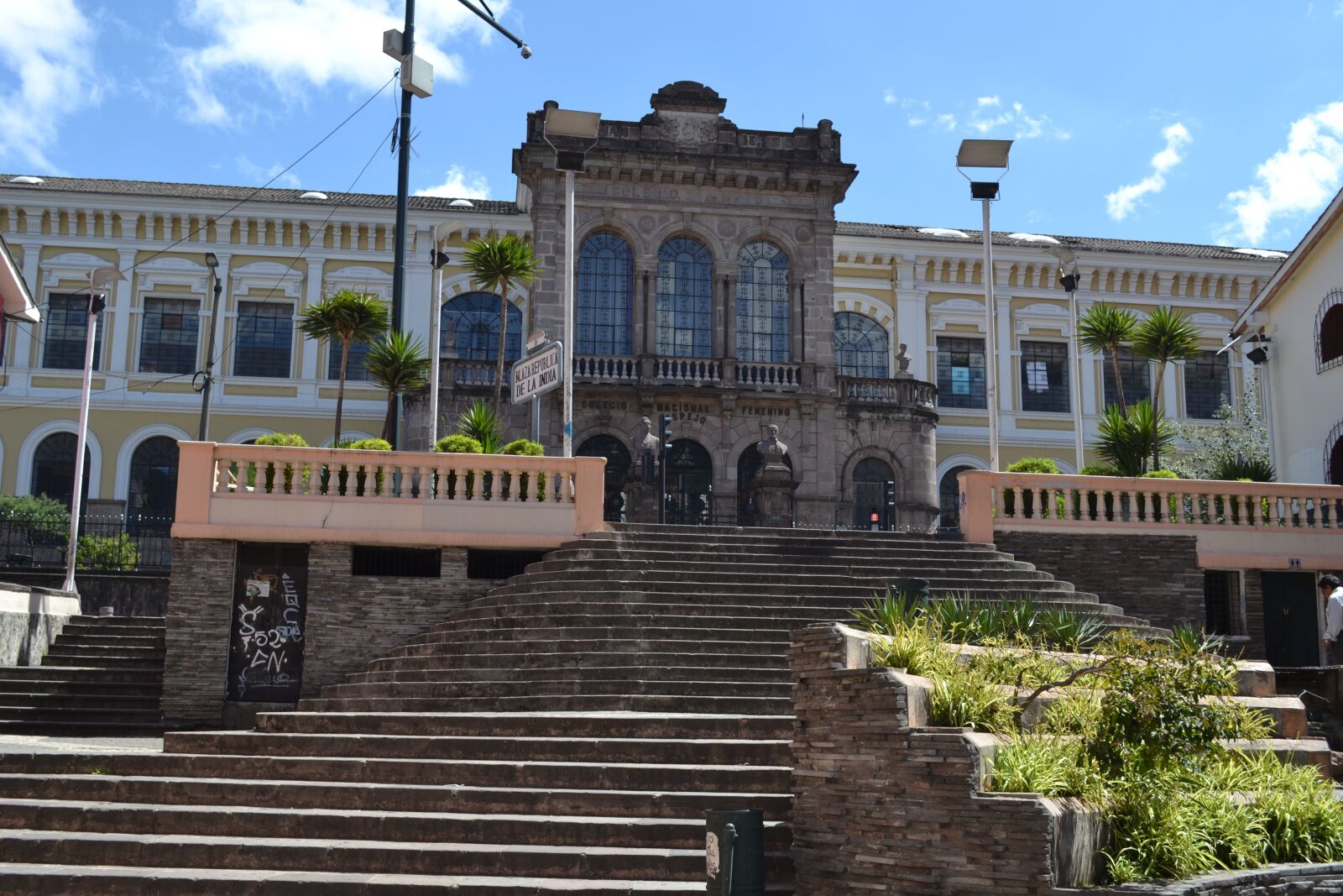 Nikon D3100 sample photo. Colonial, building, oldschool photography