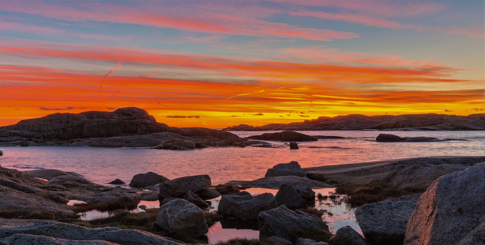 Canon EF 24-70mm F2.8L II USM sample photo. Seascape, sunset, ocean photography