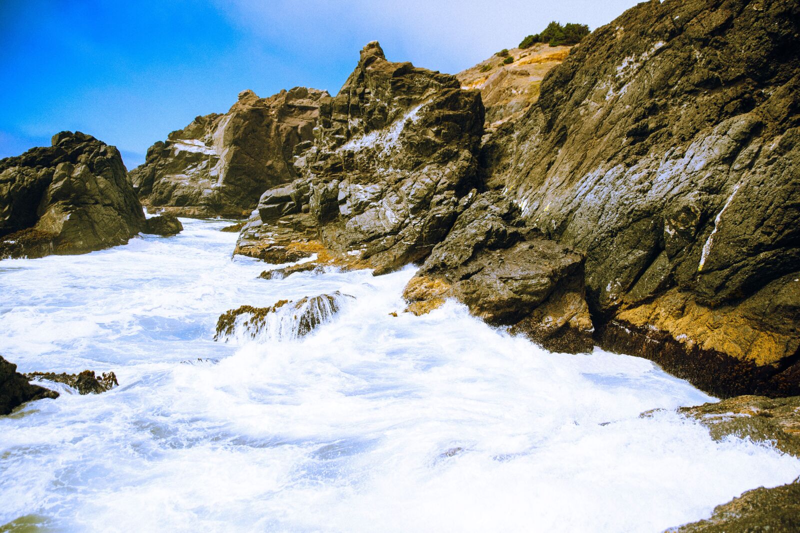 Canon EOS 5D Mark II sample photo. Beach, daylight, landscape photography